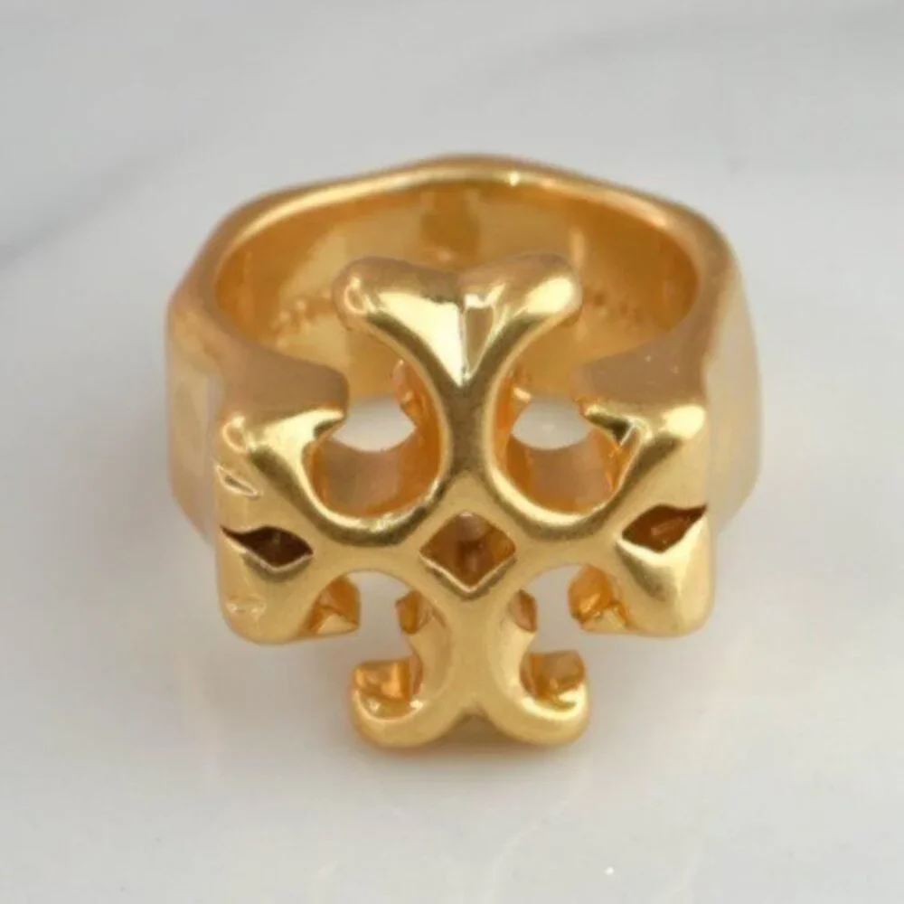 Tory Burch Roxanne Logo Ring in Tory Gold (NEW) - Picture 2 of 9